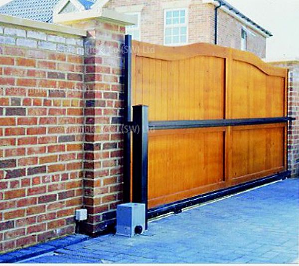 Sliding Wooden Gates,Electric,Somerset